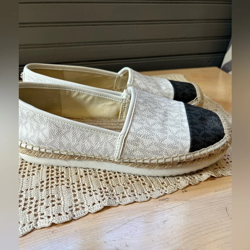 Michael Kors Kendrich Slep-on Spadrile Flat  Womens Size 7.5